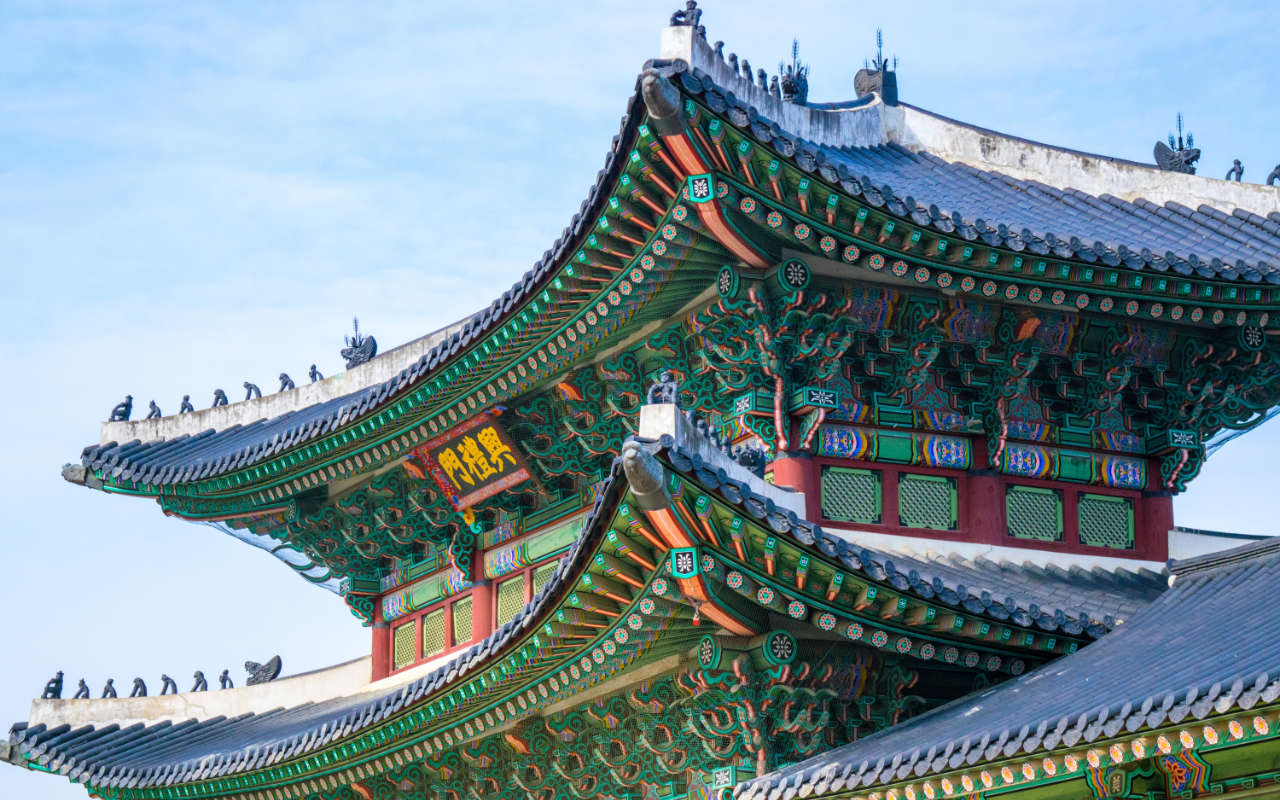 Detail photo of a temple in Seould South Korea